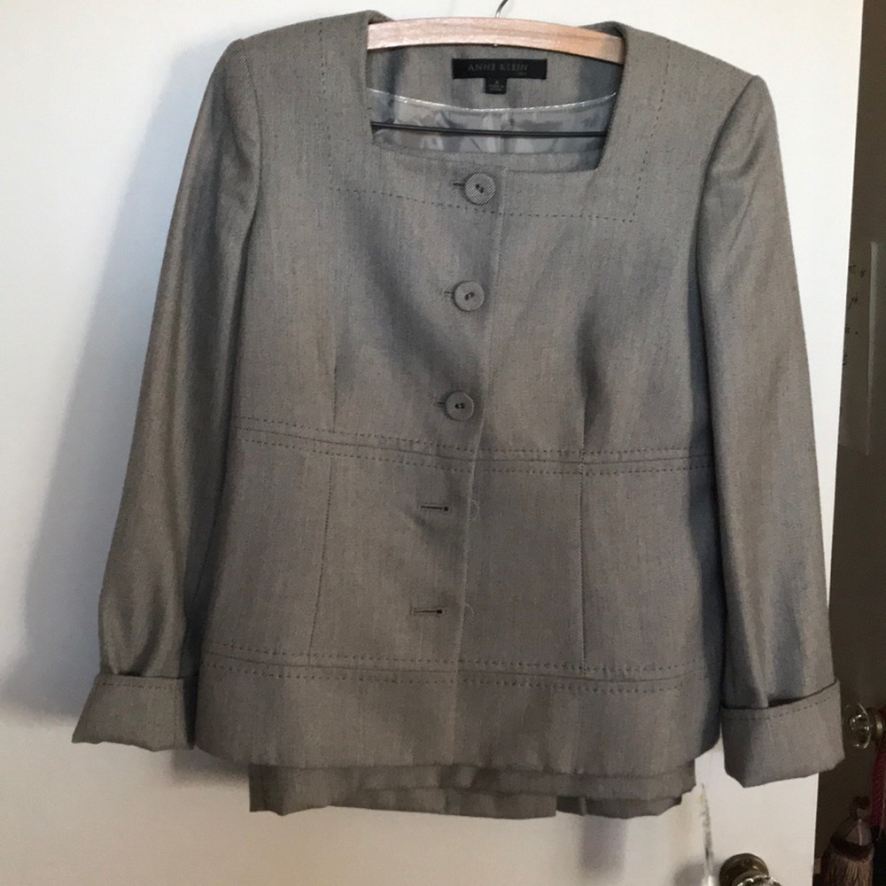Anne Klein 2pc Business Suit Blazer & Skirt